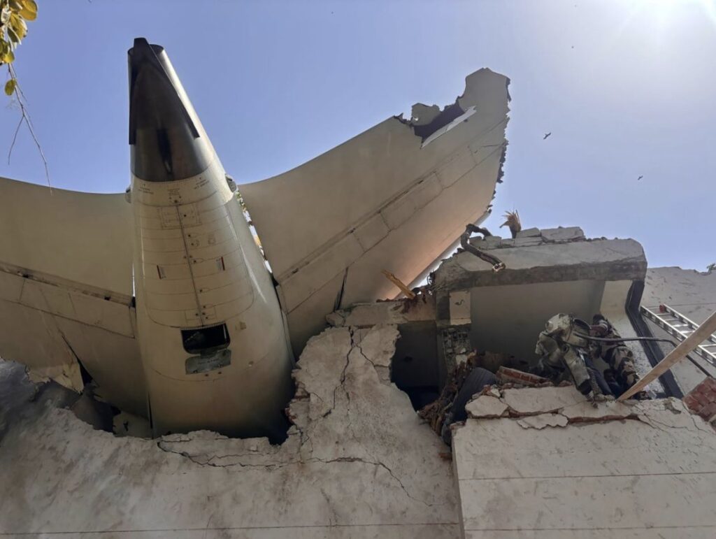 アフマダーバード発ロンドン行きのエア・インディア171便 墜落