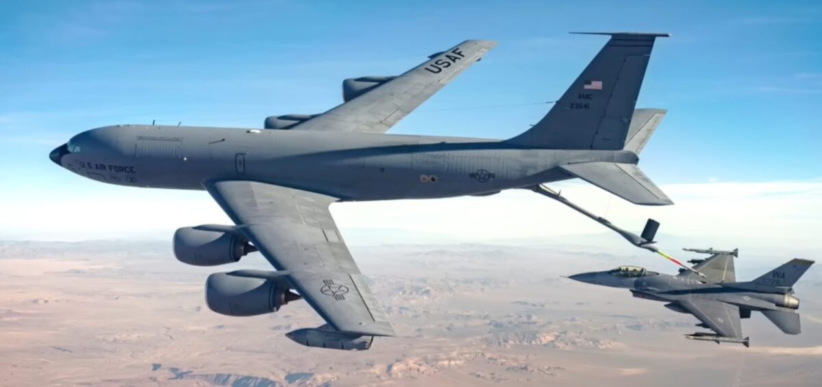 米軍 空中給油機 墜落 イラク